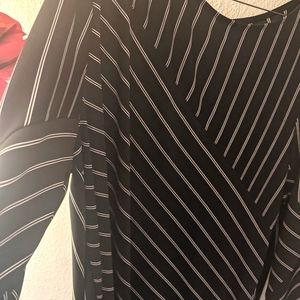 Chicos 2 black and white diagonal top asymmetrical